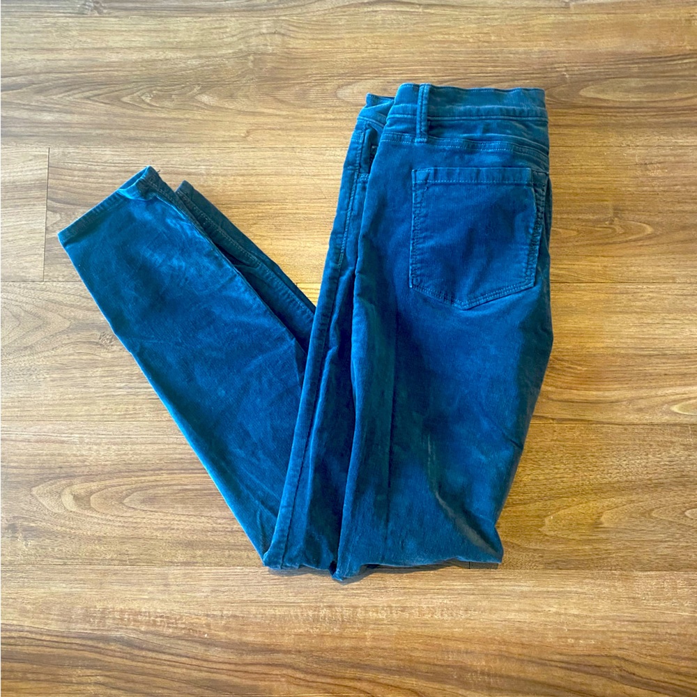 Loft women’s corduroy size 4